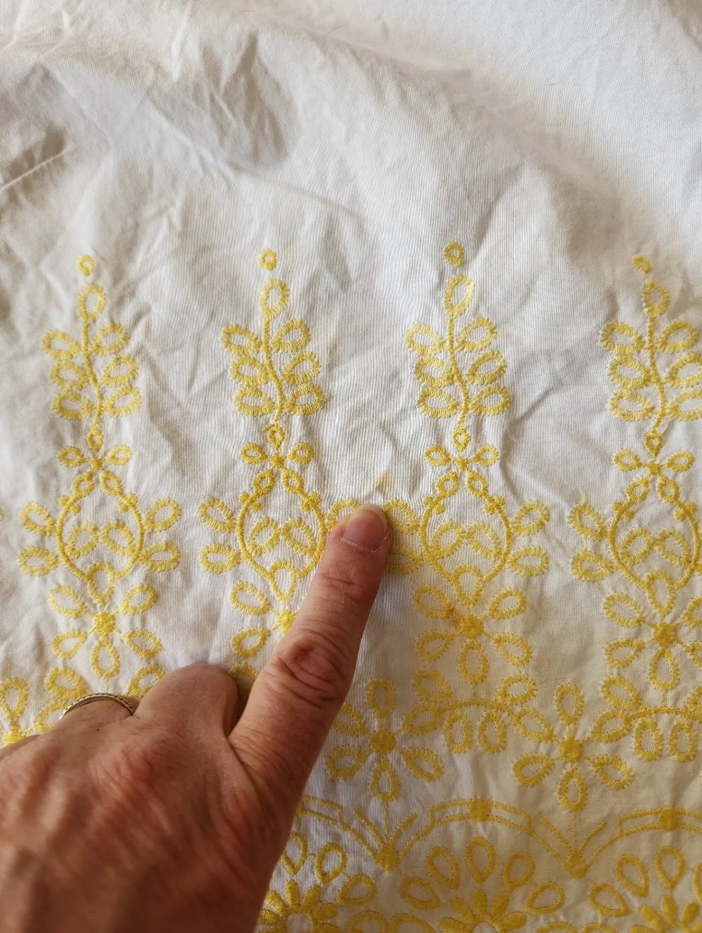 Talbots White Off-Shoulder Top with Yellow Embroidery SP